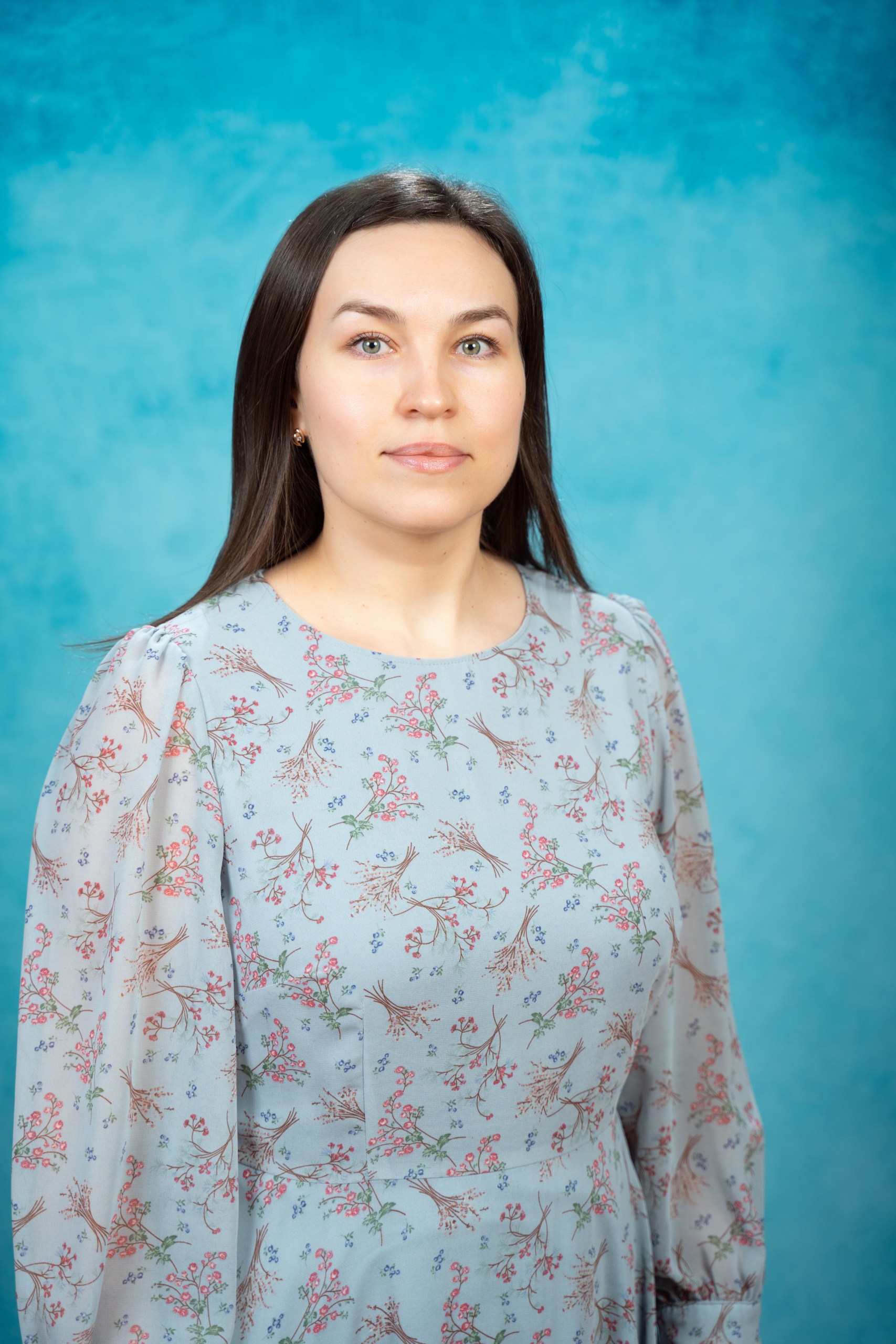 Попова Светлана Юрьевна.
