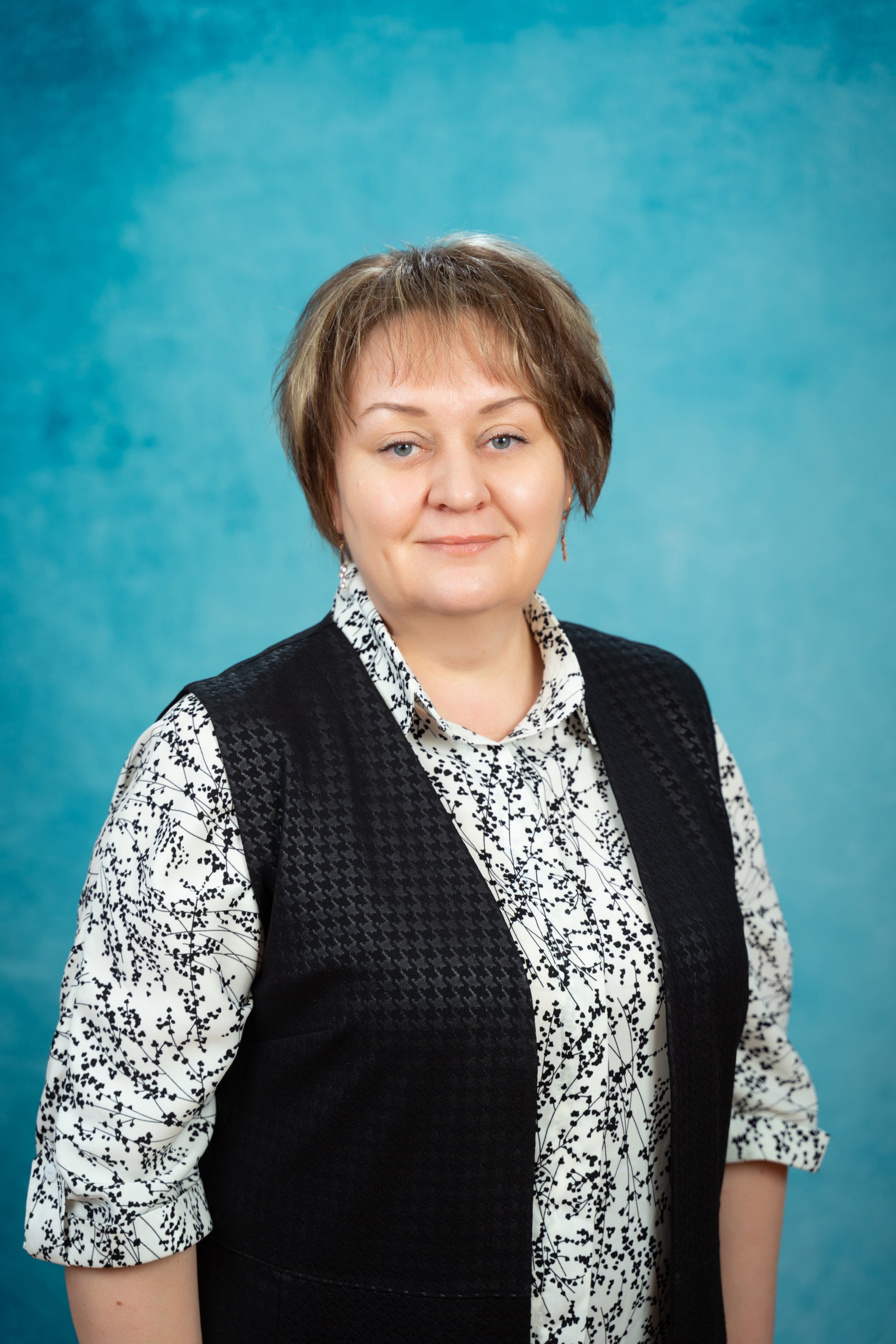 Жукова Оксана Аркадьевна.